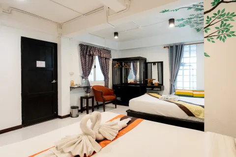 Triple Room
