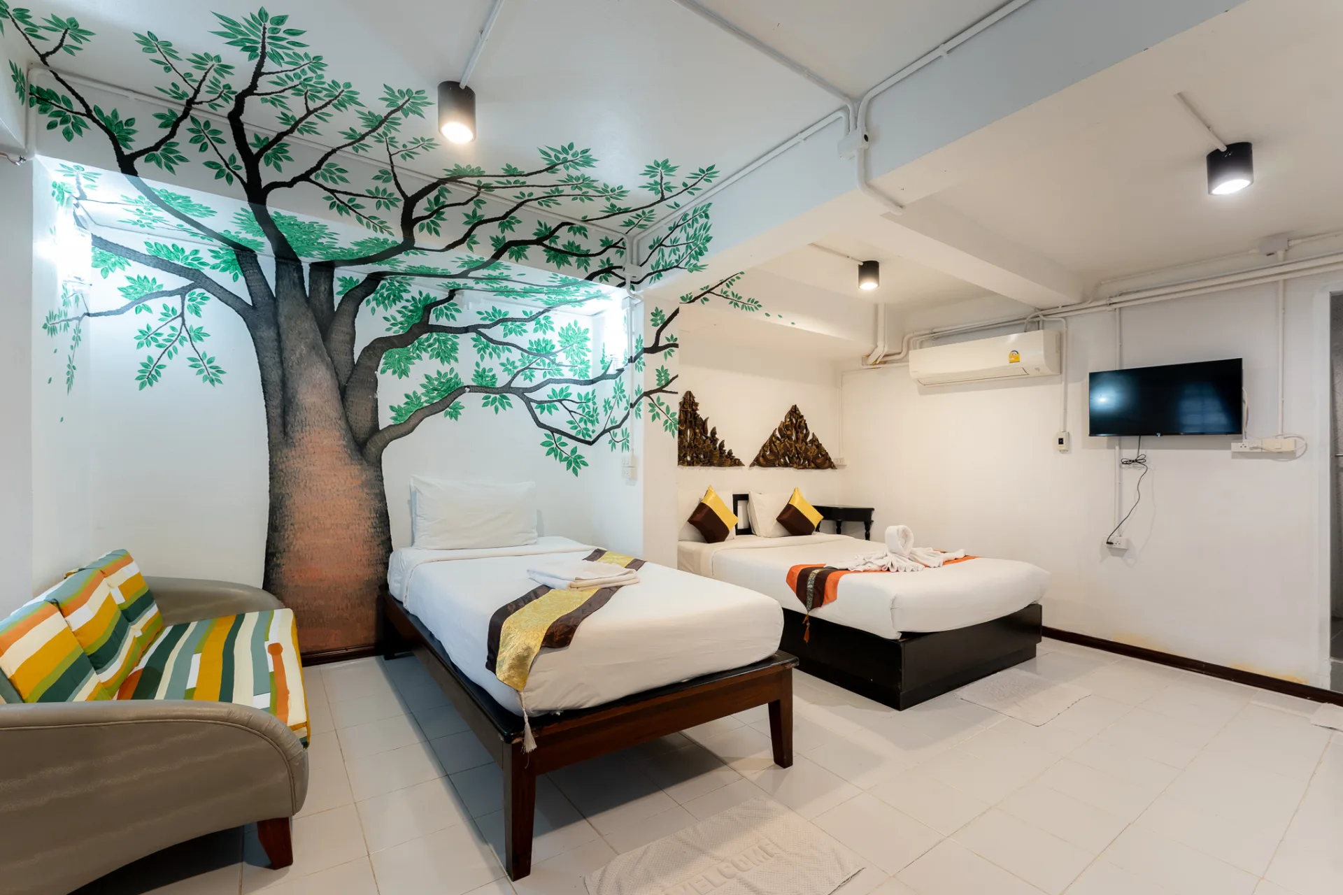Triple Room